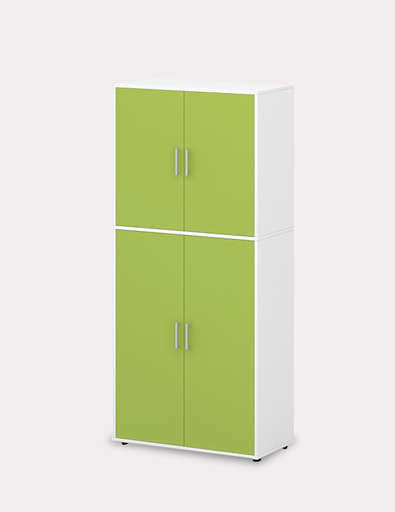 Armario con puertas y casilleros